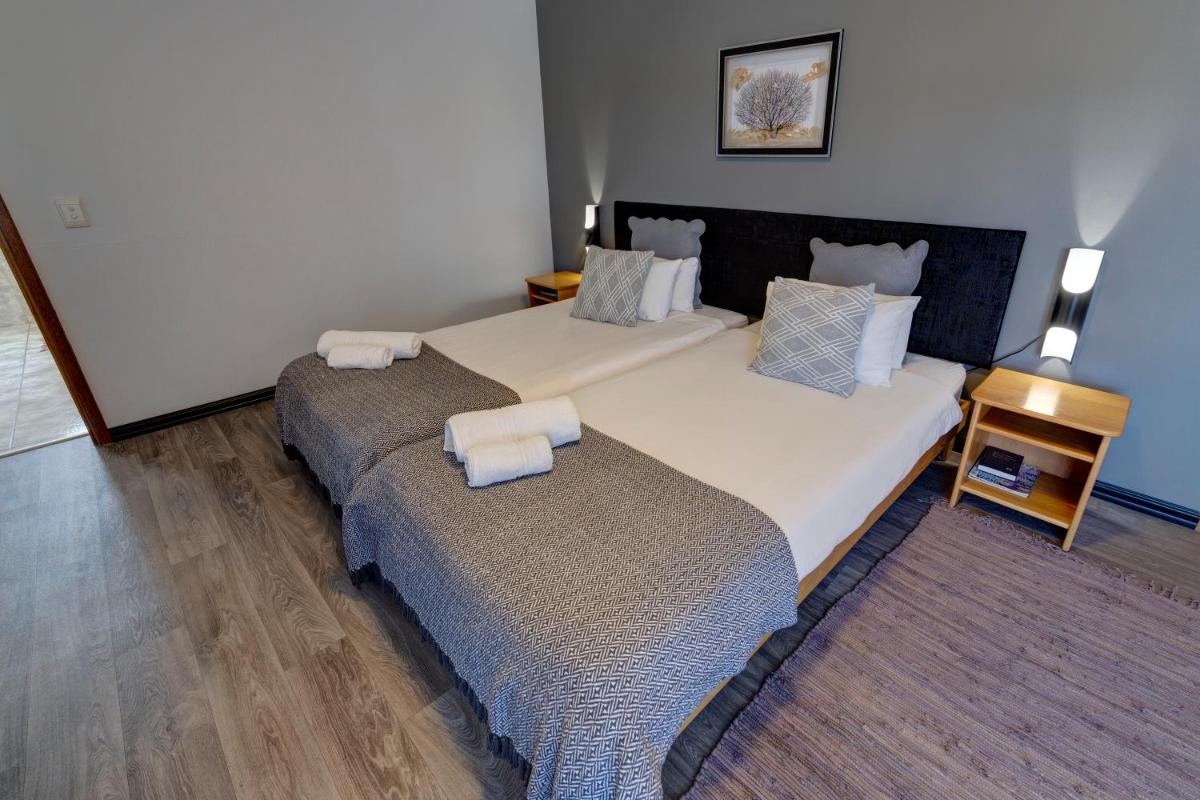 Deluxe Double or Twin Room with Balcony photo 2