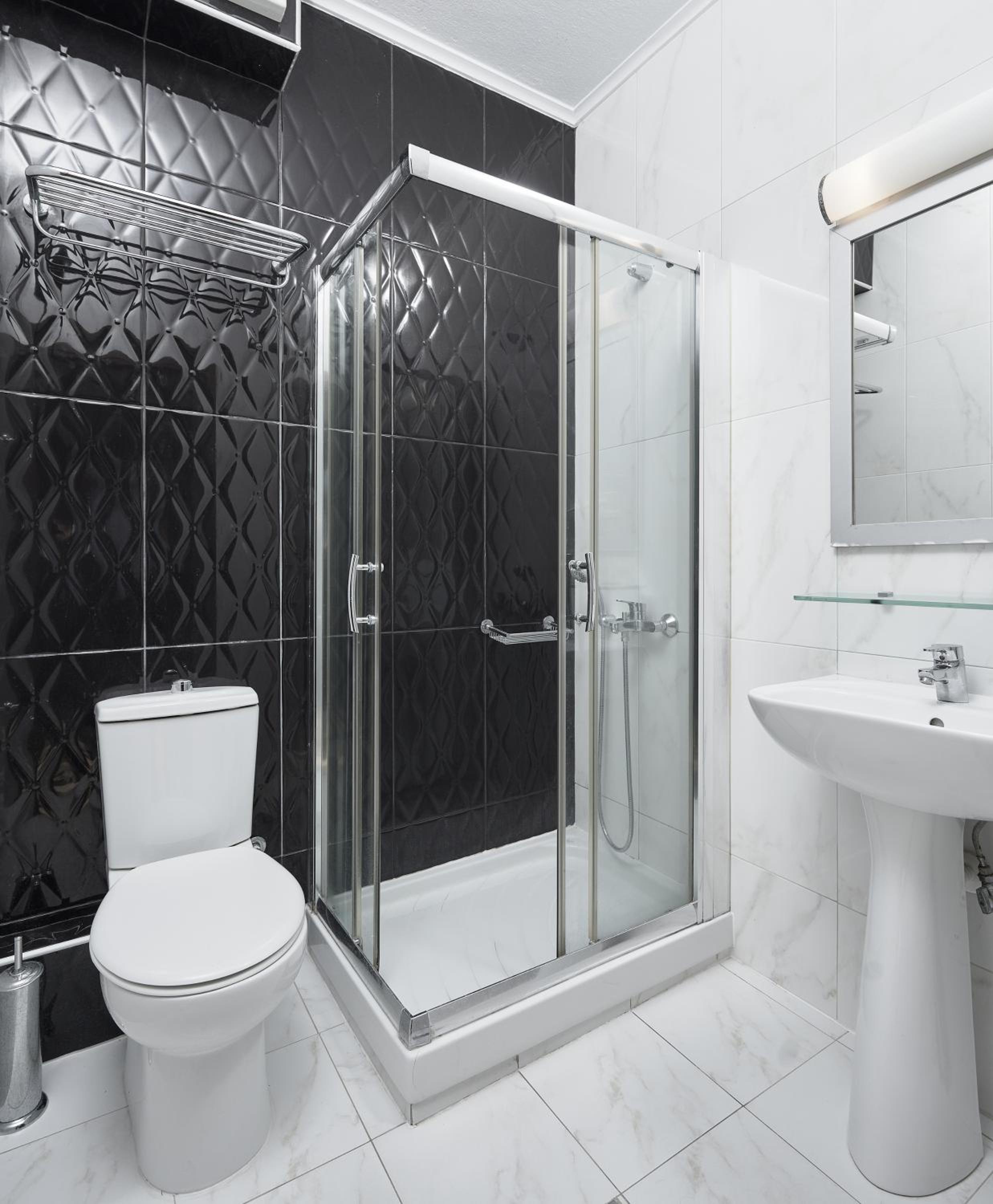 Standard Single Room with Shower