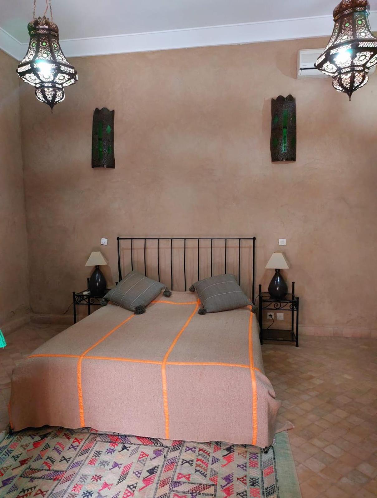 Deluxe Double or Twin Room photo 1