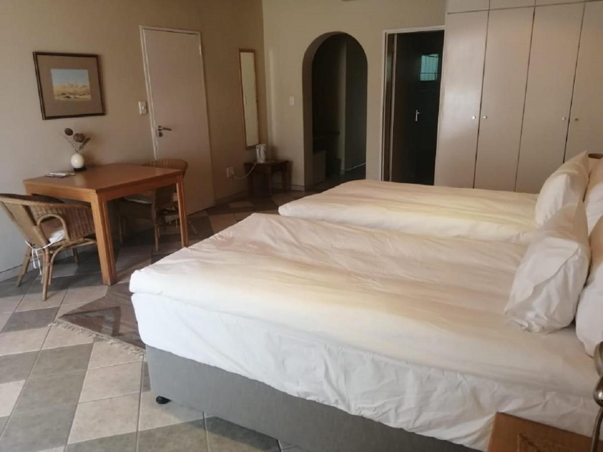 Luxury Twin Room photo 1