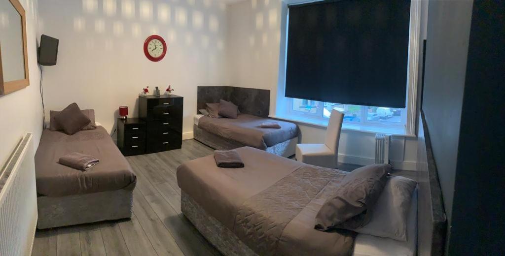 Classic Triple Room - Photo 1