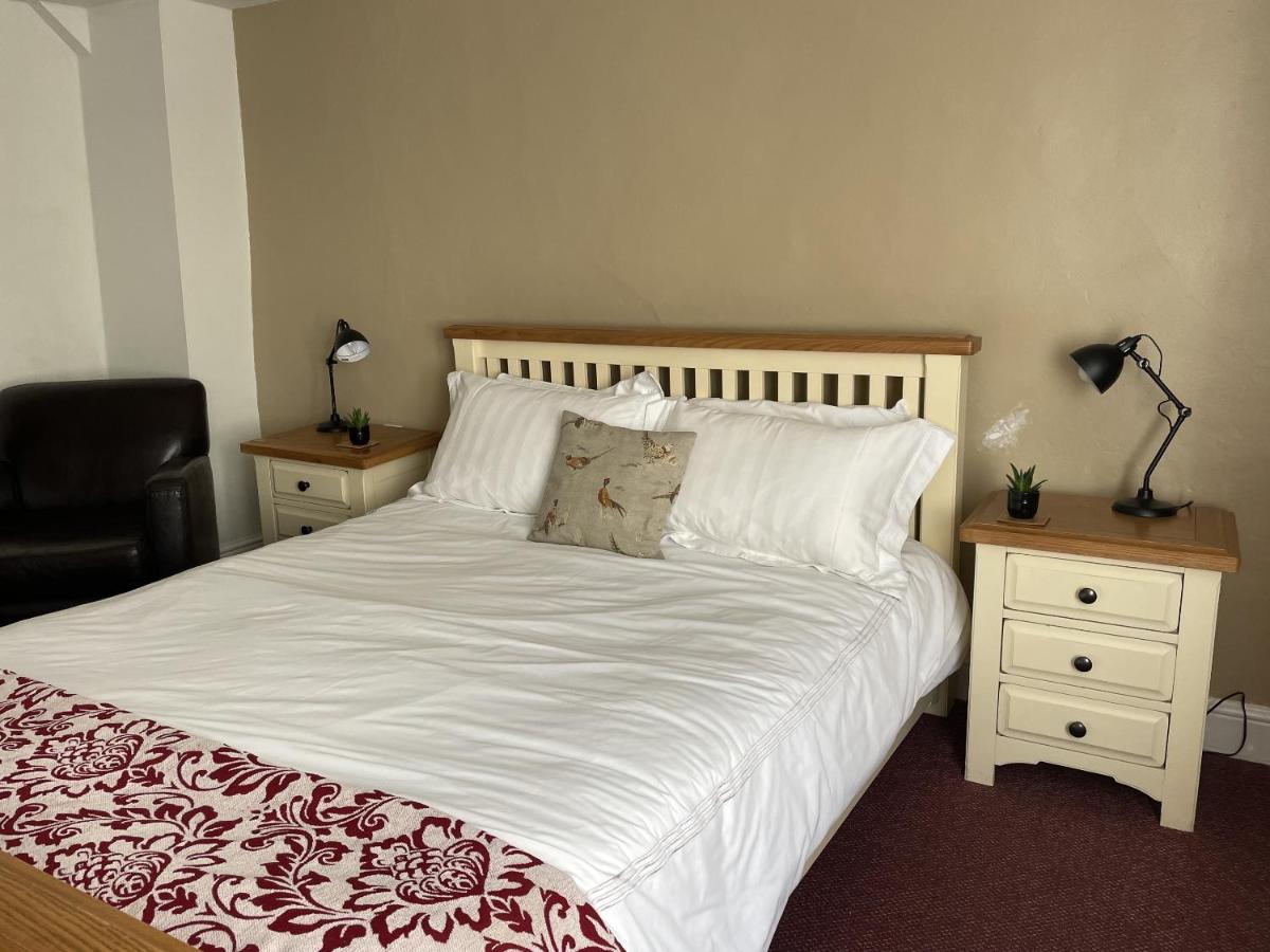 Double Room with Private Bathroom photo 2