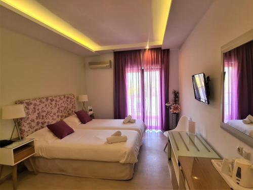 Standard Triple Room photo 2