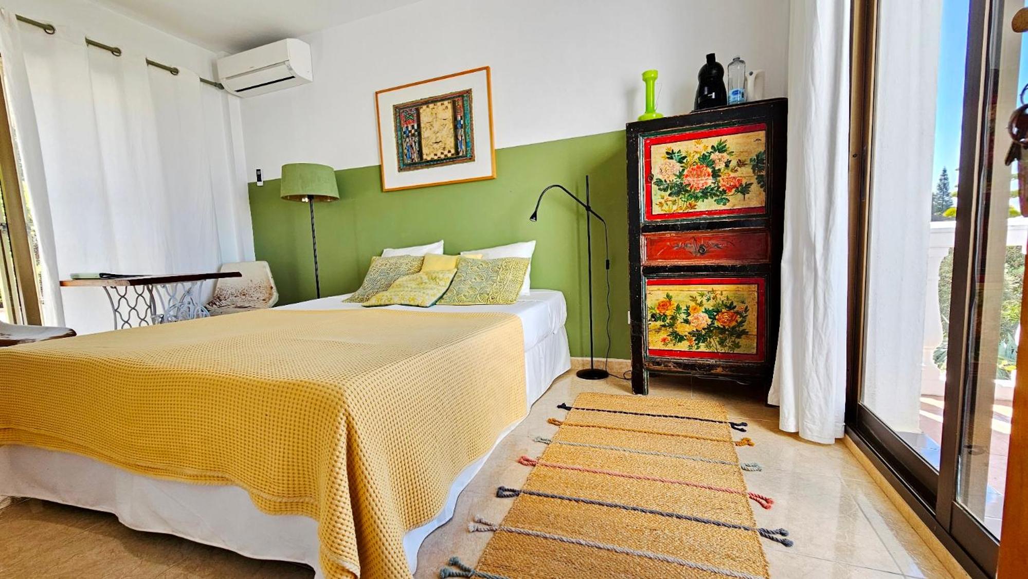 Deluxe Double Room with Balcony and Sea View photo 3