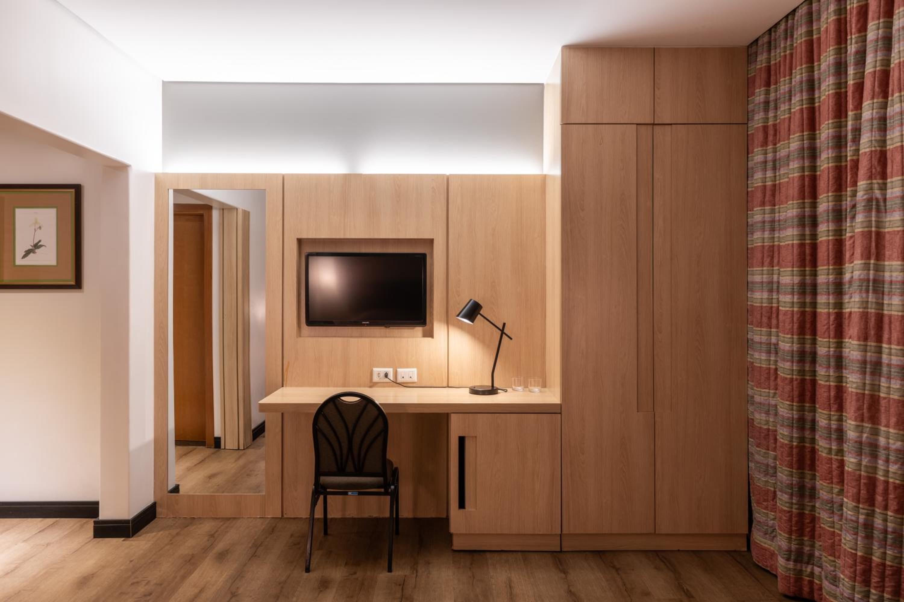 Superior Twin Room - Photo 3