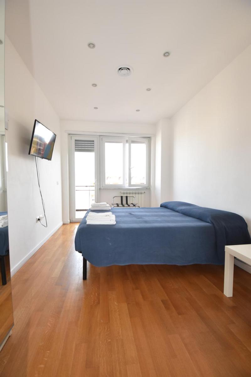 Double Room with Shared Bathroom