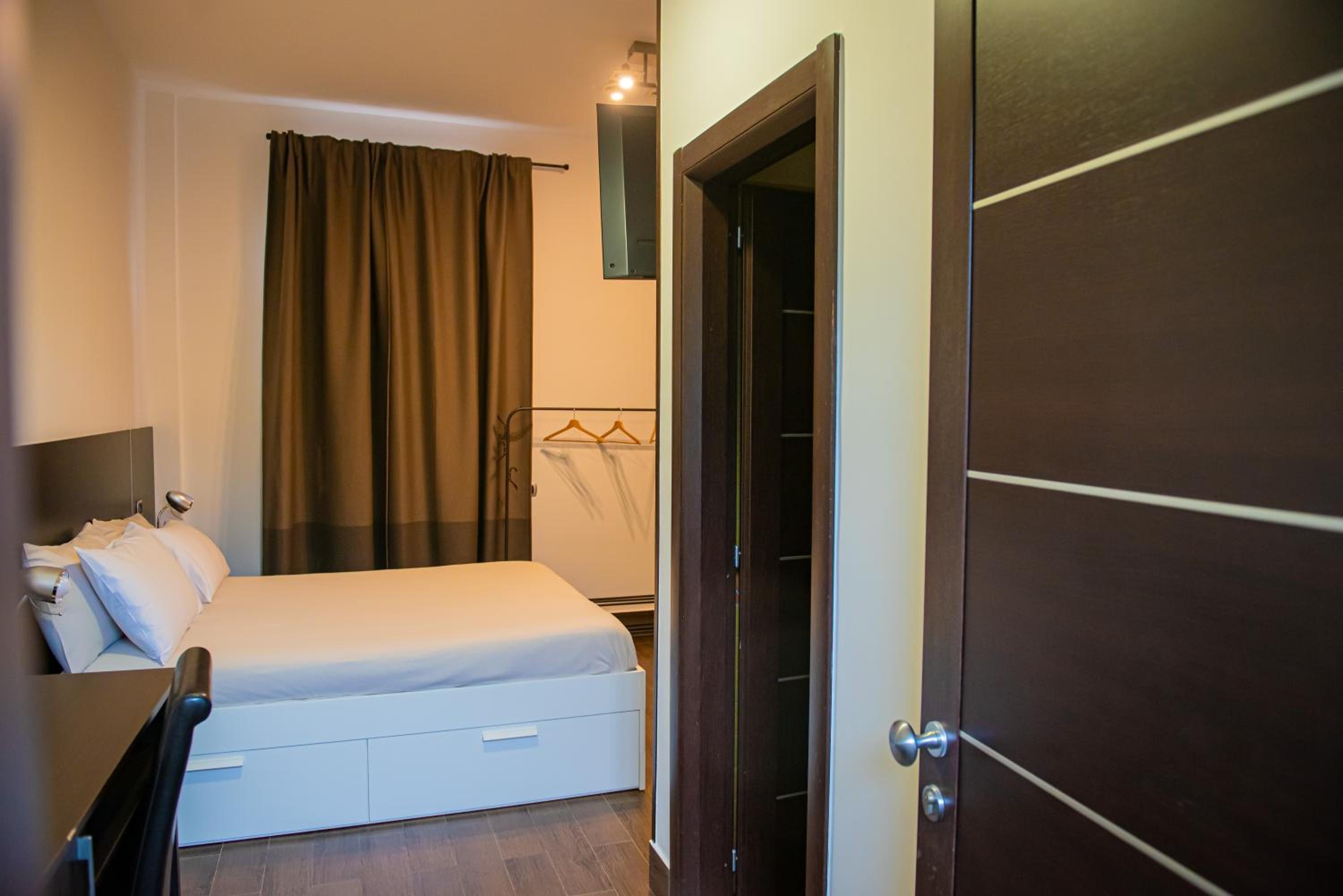 King Suite with Spa Bath photo 3