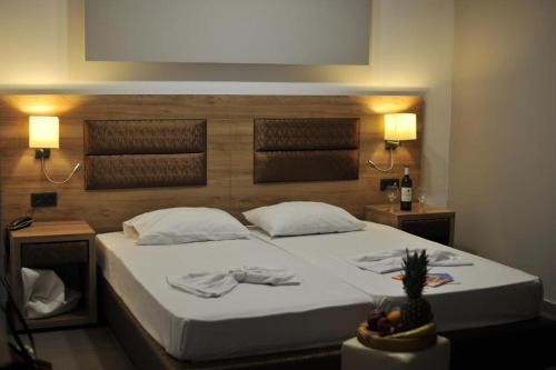 Deluxe Double or Twin Room with Terrace photo 2