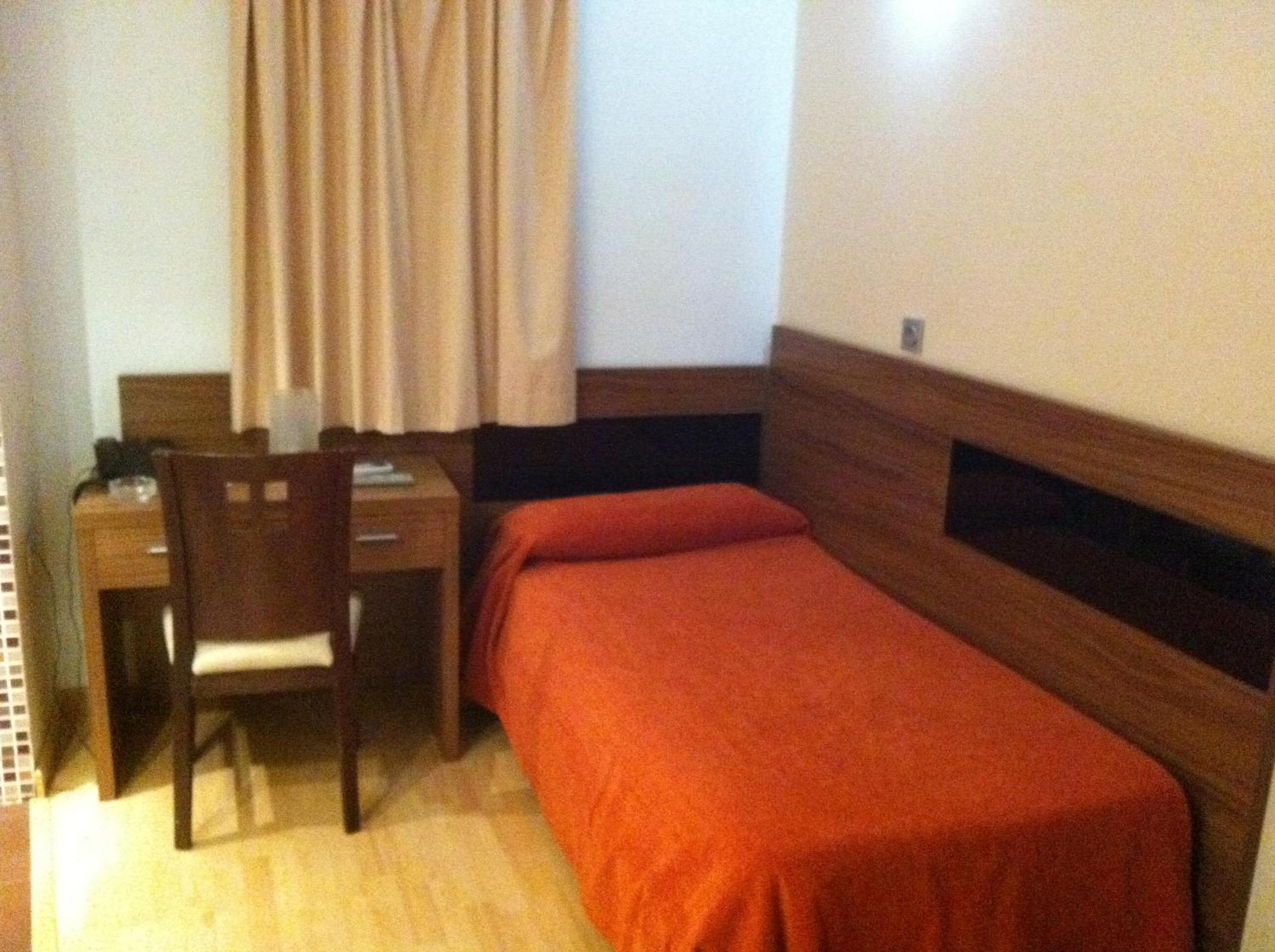 Single Room photo 2