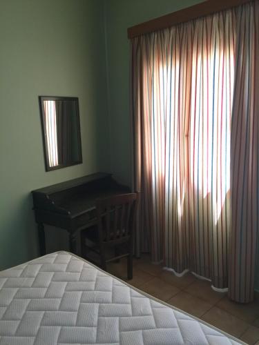 One-Bedroom Apartment (4 Adults) photo 2